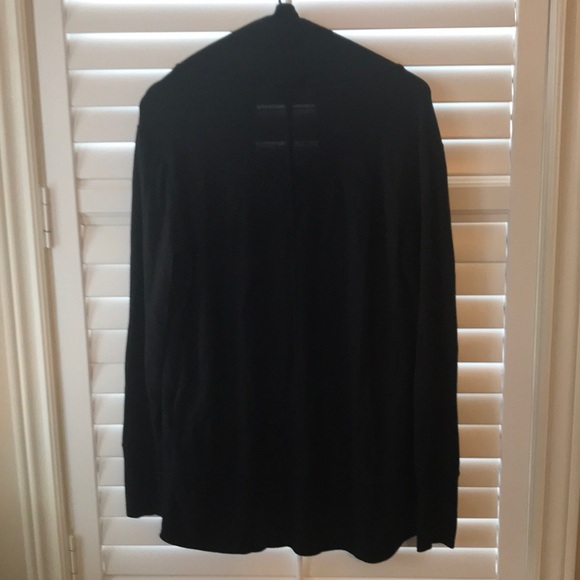 Women’s Athleta Pranayama Wrap - Picture 4 of 5